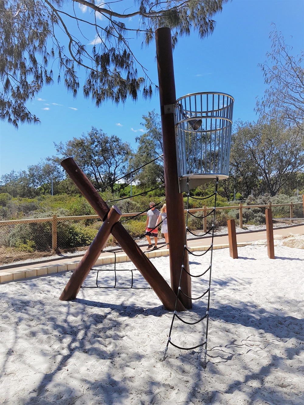 lyPa Crows Nest